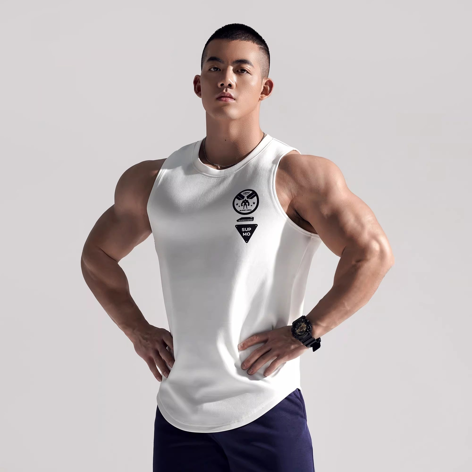 Front view of white MoLiFang bouncy air-layer vest on model