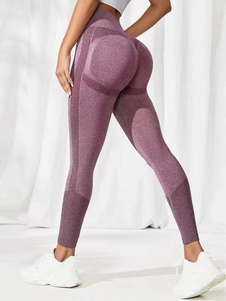 Seamless Peach Hip Yoga Leggings – Hip‑Lifting Fit