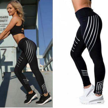 After-Dark Glow Leggings – High-Fashion "Nine" Performance Pants