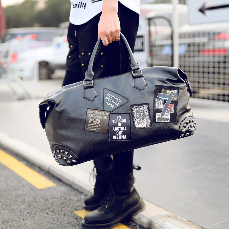 High quality thick PU leather gym bag with adjustable shoulder strap and multiple compartments for business and leisure use