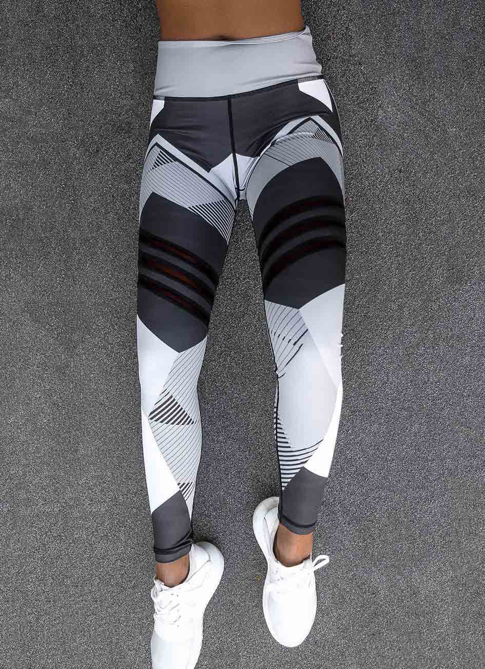 Night-Glow Reflective Yoga Pants – High-Visibility Leggings