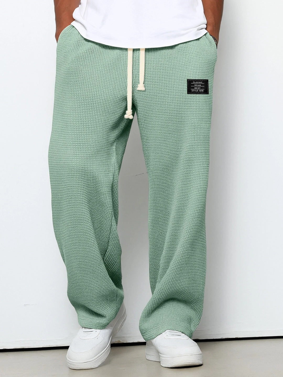 Men's waffle-knit straight-leg sweatpants, product detail 5