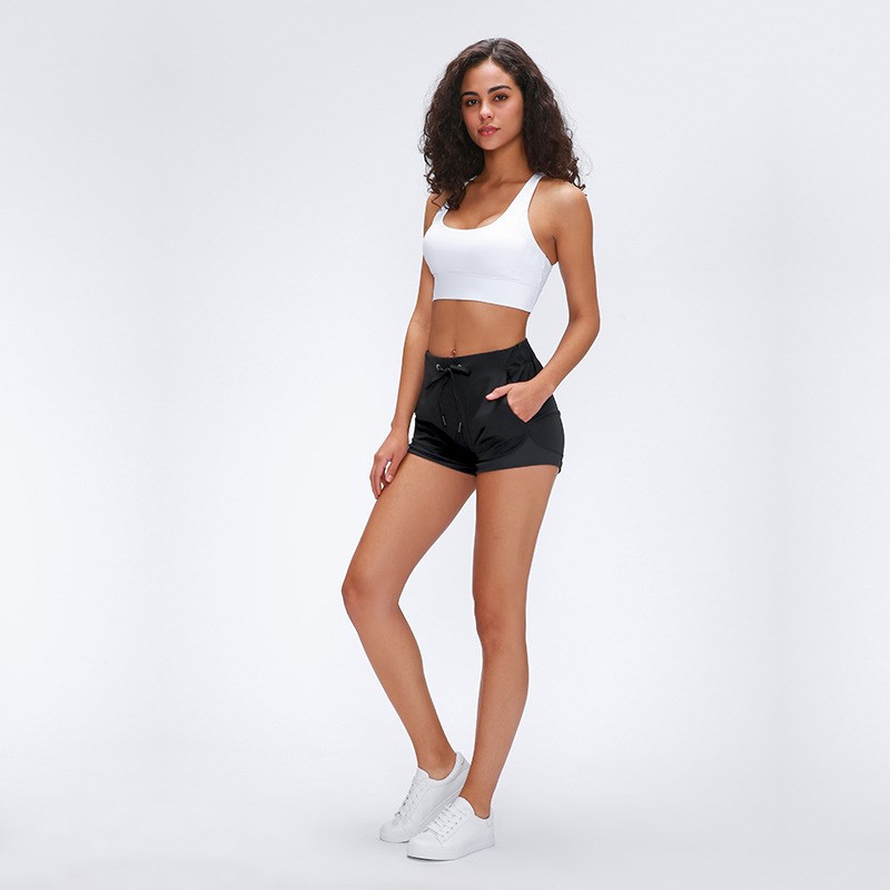 Second-Skin "Nude Feel" Yoga Shorts – Ultra-Soft Performance Blend