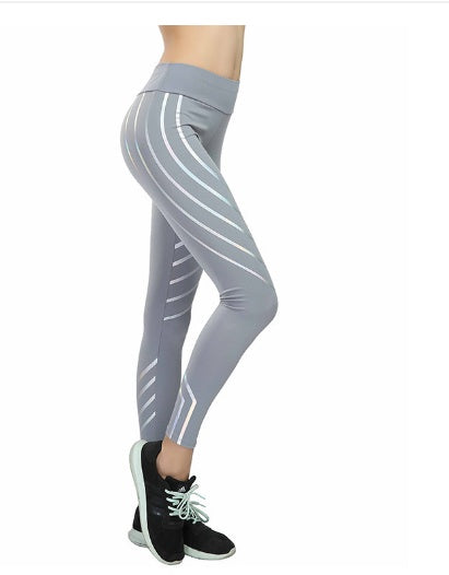 After-Dark Glow Leggings – High-Fashion "Nine" Performance Pants