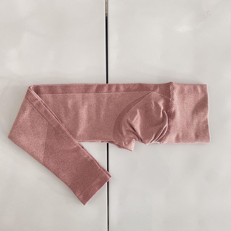 Seamless Peach Hip Yoga Leggings – Hip‑Lifting Fit